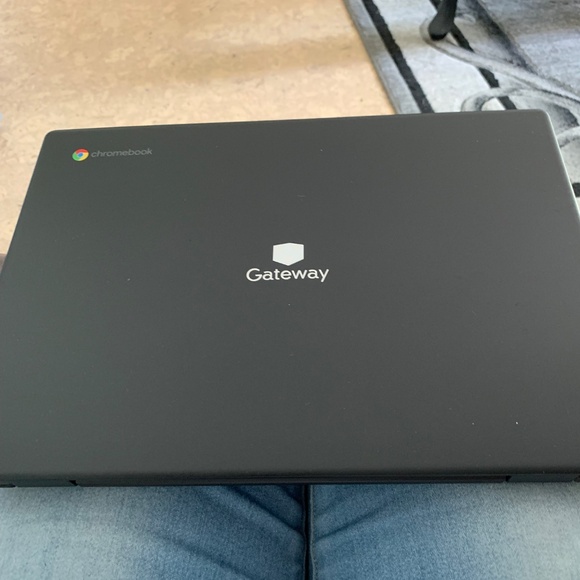 Gateway laptop - Picture 3 of 3